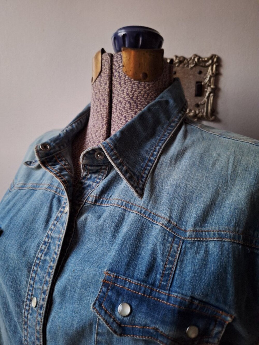 Women's XL Gap Denim Shirt Snaps Rodeo Cowgirl Ranch